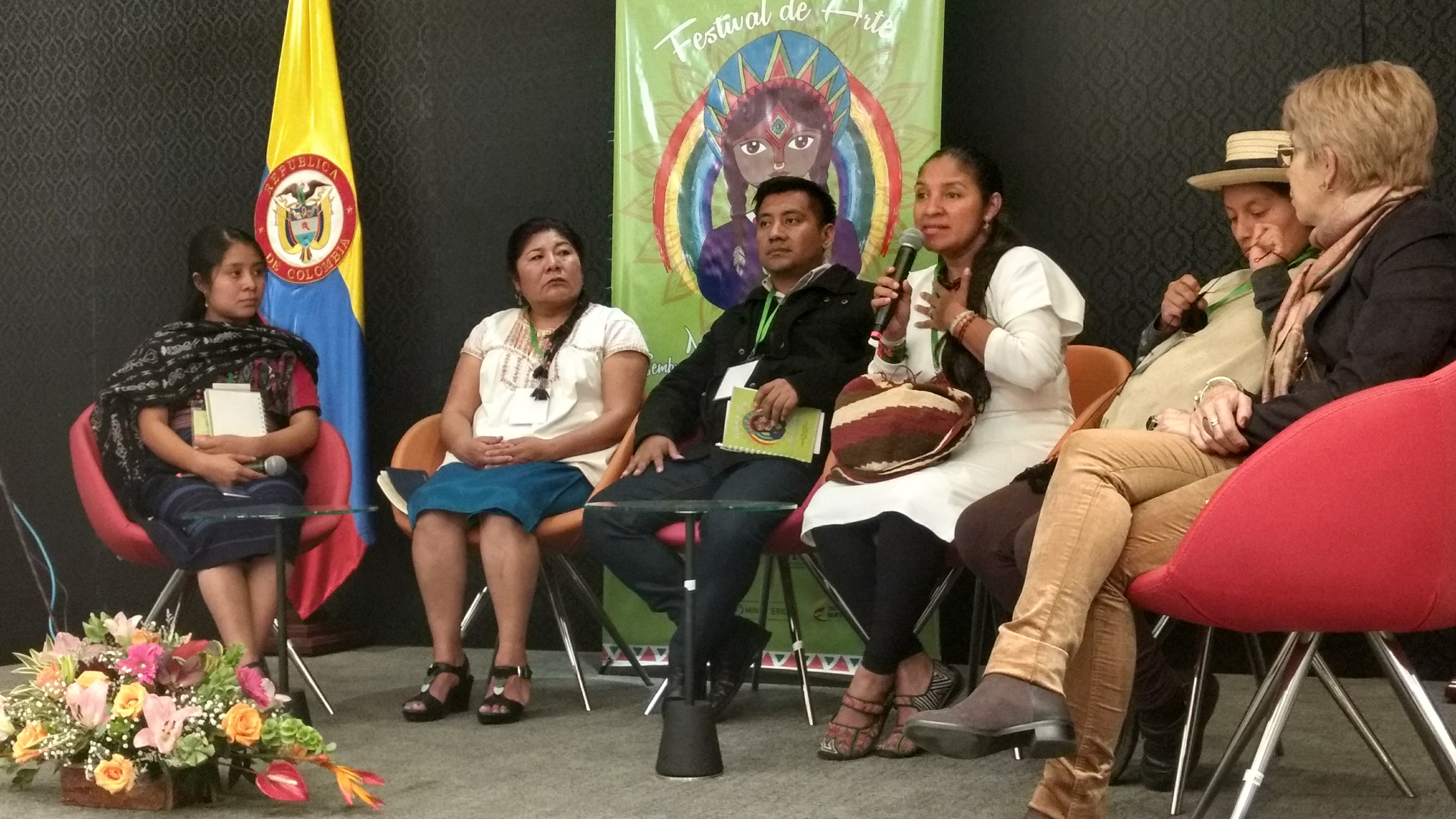 Panel 1.- Mujeres actoras en la creación artística estrategas de la resisitencia y la supervivencia de sus pueblos